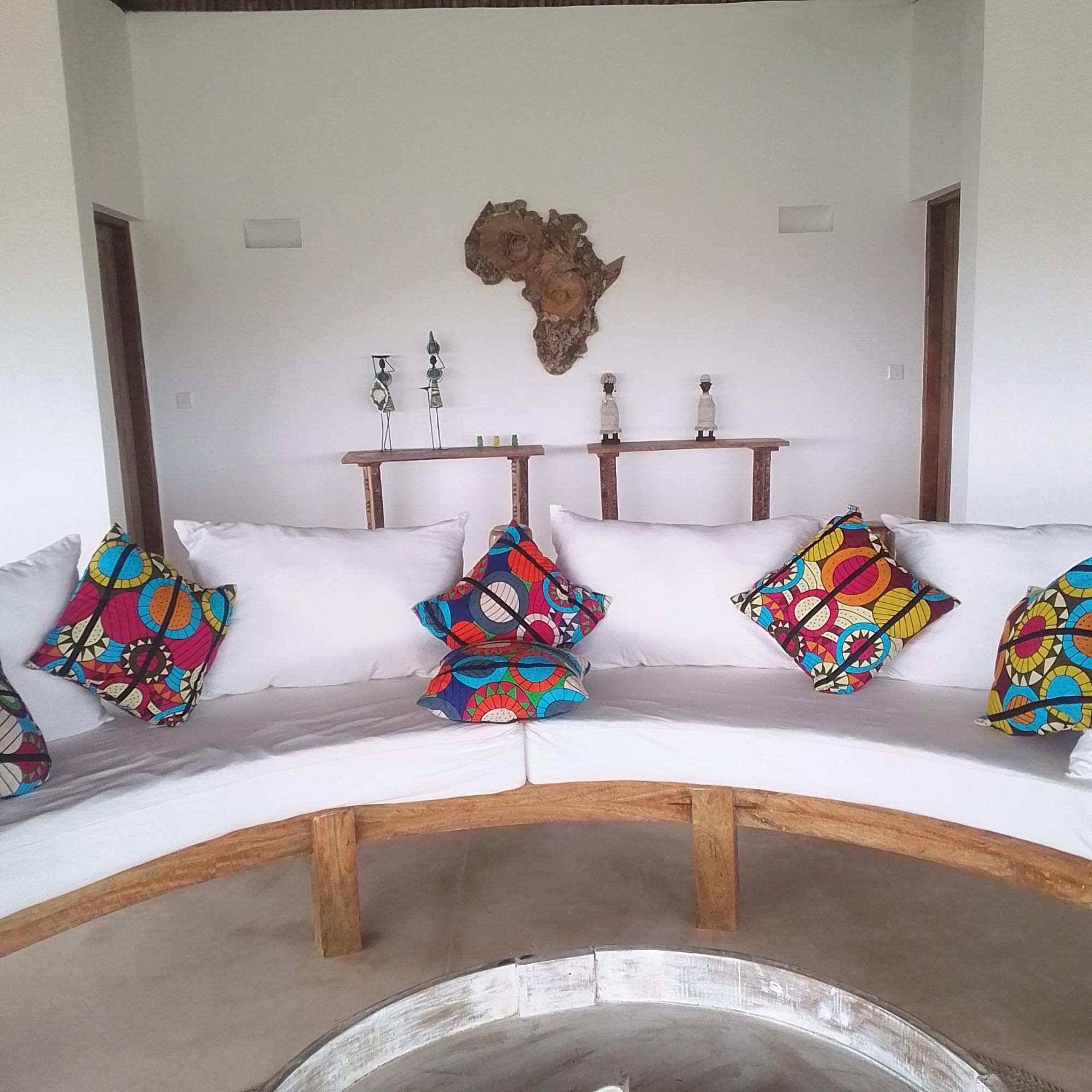 Shira House Bed & Breakfast Watamu Exterior photo